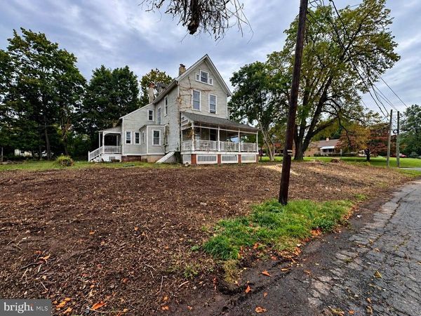 525 GRAND AVENUE, EWING TWP, NJ 08628