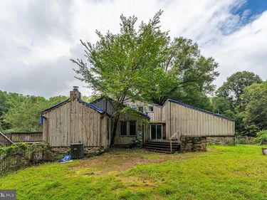 6320 WINDPATTERNS TRAIL, FAIRFAX STATION, VA 22039
