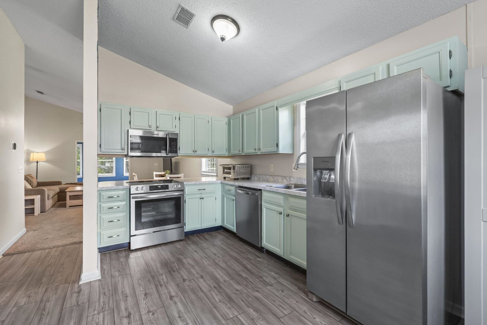 1223 Formby Ct. Photo 14