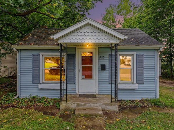 512 Washington Street, Marshall, MI 49068