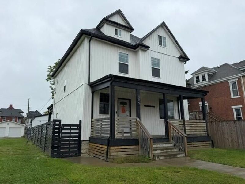 489 Saint Clair Avenue , Columbus, OH 43203 Photo 1