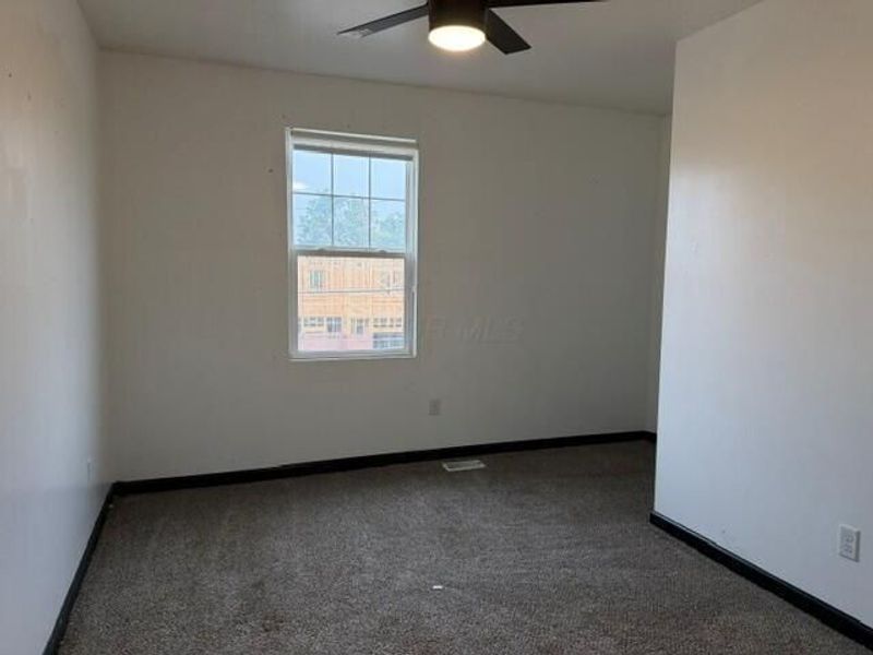489 Saint Clair Avenue , Columbus, OH 43203 Photo 15