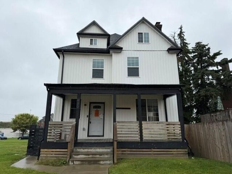 489 Saint Clair Avenue , Columbus, OH 43203 Photo 2
