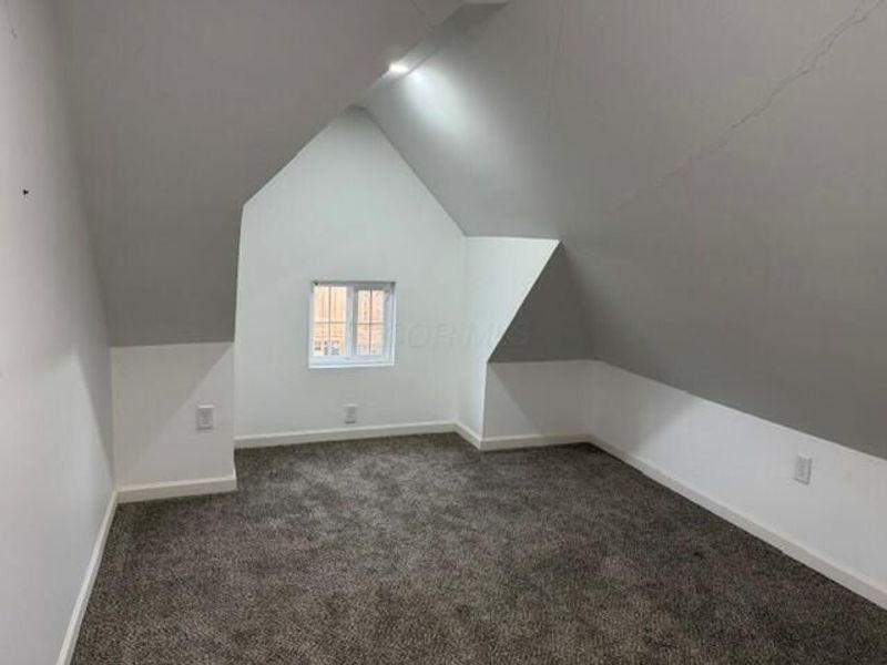 489 Saint Clair Avenue , Columbus, OH 43203 Photo 24