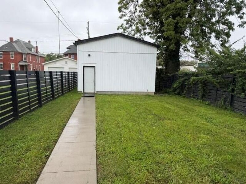489 Saint Clair Avenue , Columbus, OH 43203 Photo 5