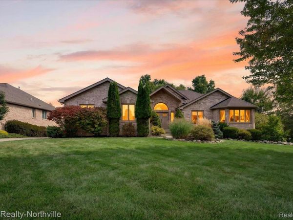 2016 Reagan Drive , Rochester Hills, Mi 48309