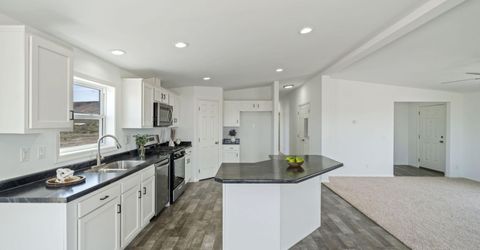 1440 Cooney Drive, Silver Springs, NV 89429 Photo