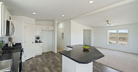 1440 Cooney Drive, Silver Springs, NV 89429 Photo