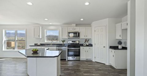 1440 Cooney Drive, Silver Springs, NV 89429 Photo