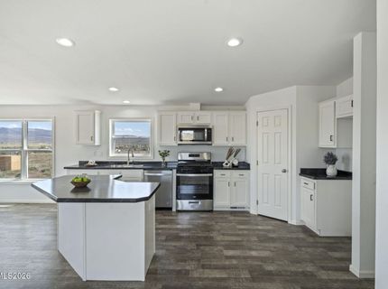 1440 Cooney Drive, Silver Springs, NV 89429 Photo