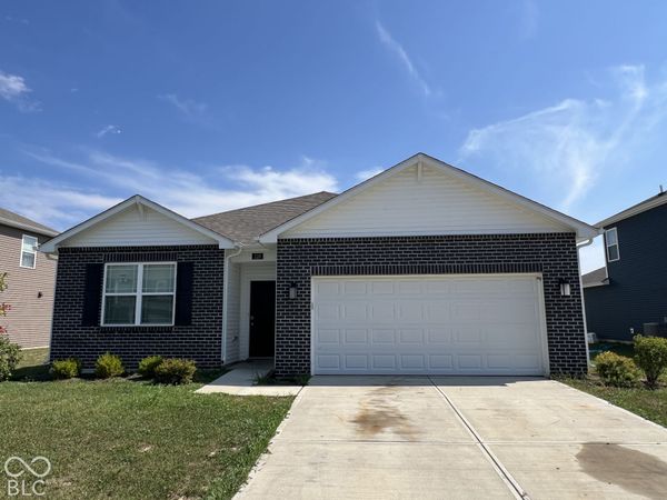 129 Hunters Ridge Drive , Danville, IN 46122