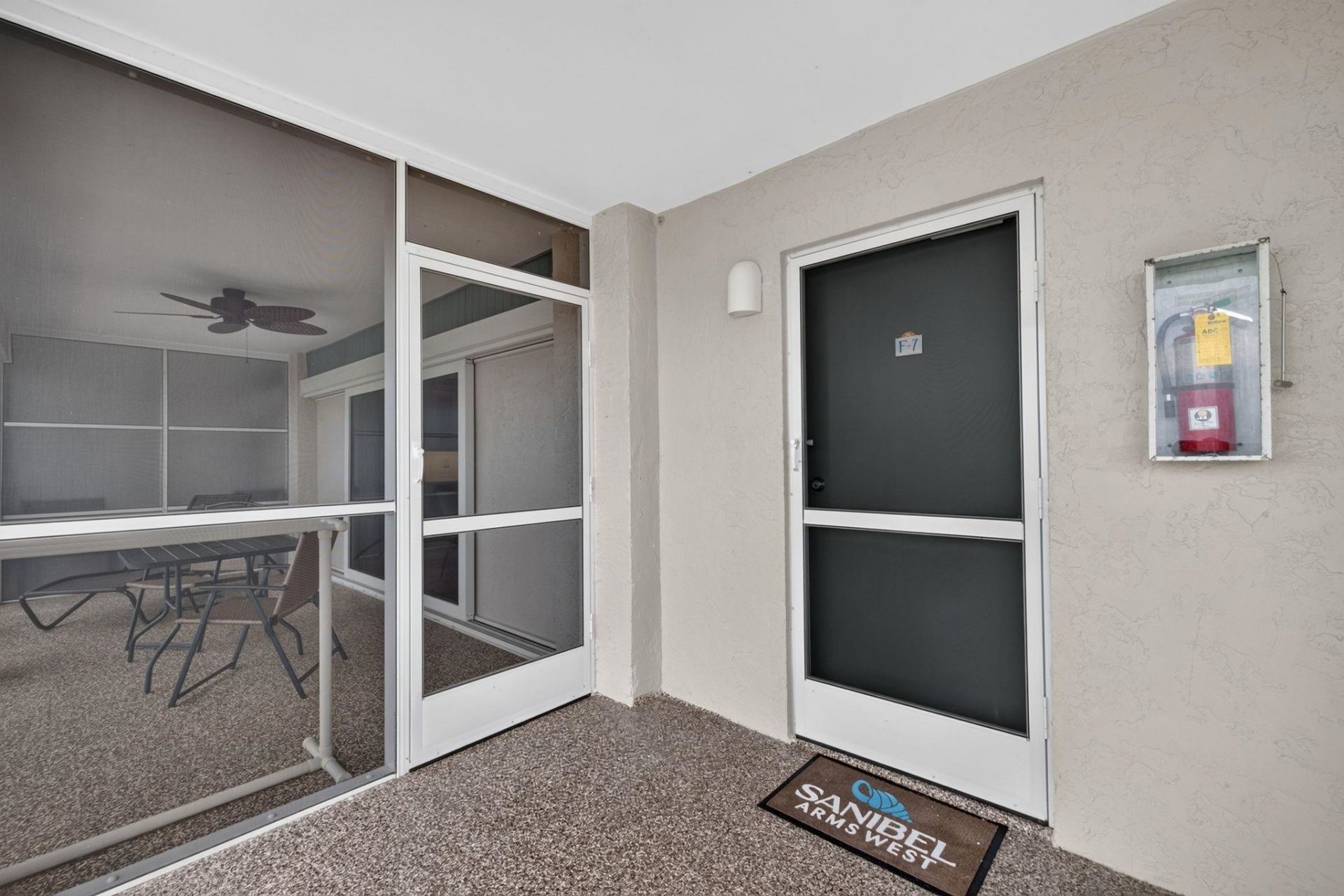 827 E Gulf Dr, Unit F-7, Sanibel, FL 33957 Photo