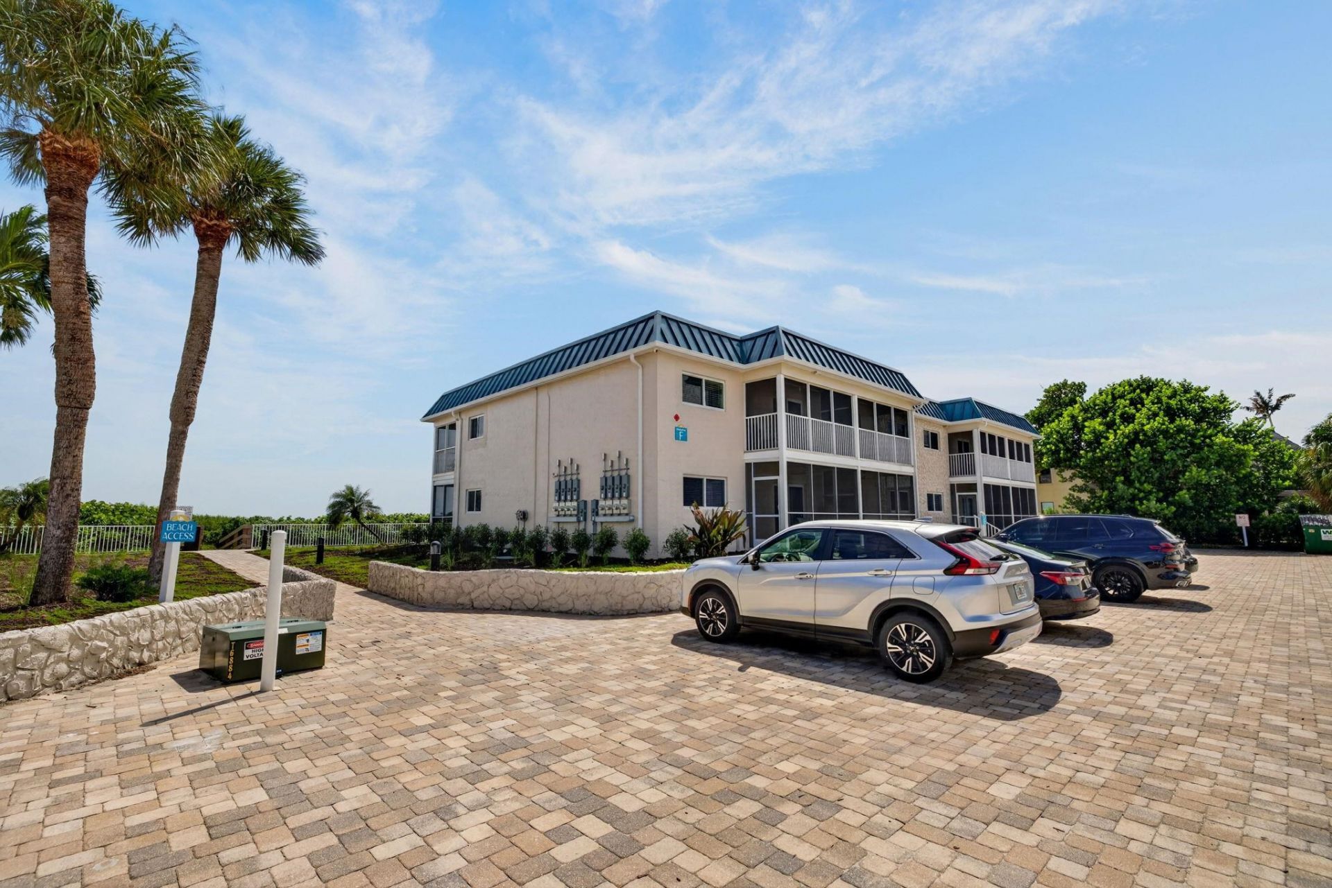 827 E Gulf Dr, Unit F-7, Sanibel, FL 33957 Photo