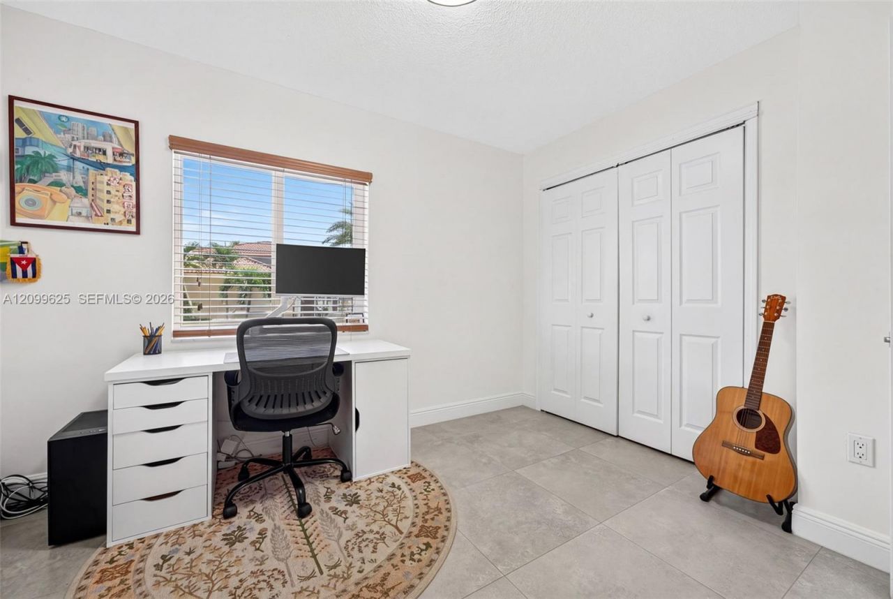 105 Riviera Cir , Weston, FL 33326 Photo