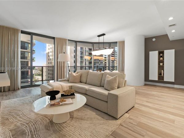 45 SW 9th St, Unit 1708, Miami, FL 33130