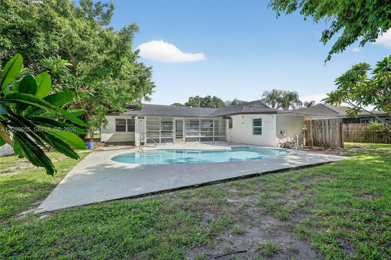 770 SE Hollahan Ave , Unit 770, Port Saint Lucie, FL 34983 Photo
