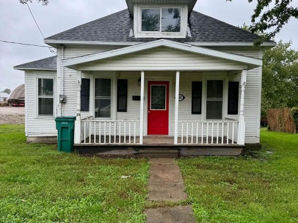 404 S Railroad Street, Bloomfield, IA 52537