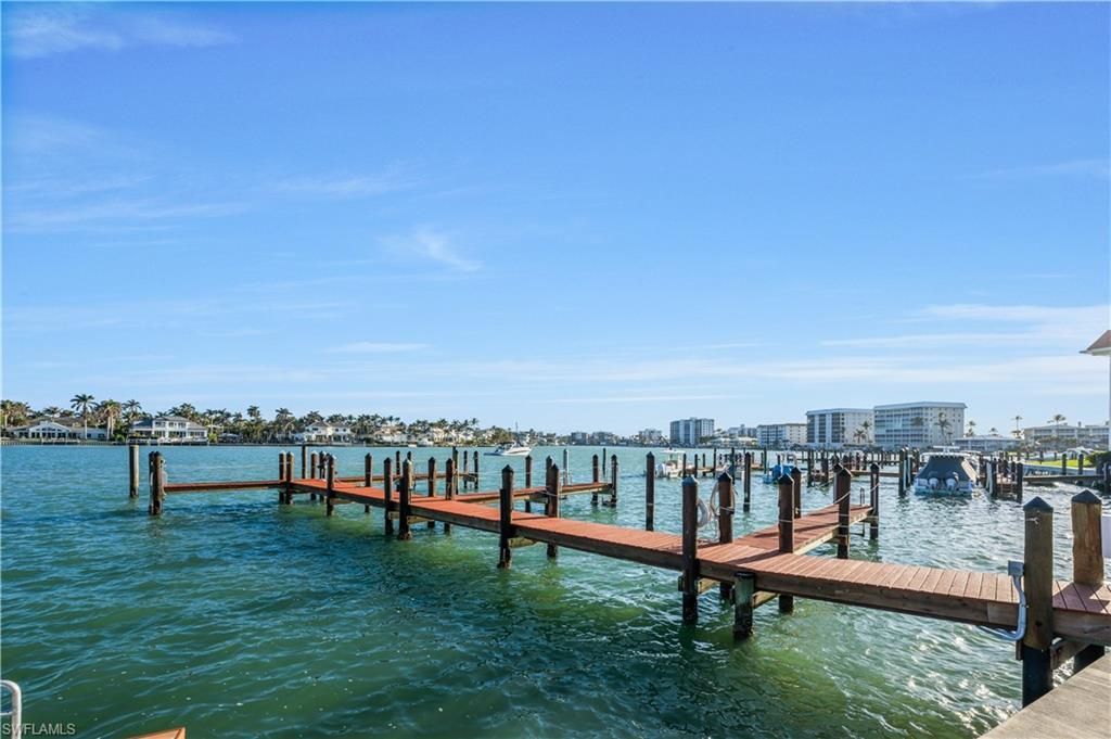 222 Harbour Dr , Unit 114, Naples, FL 34103 Photo