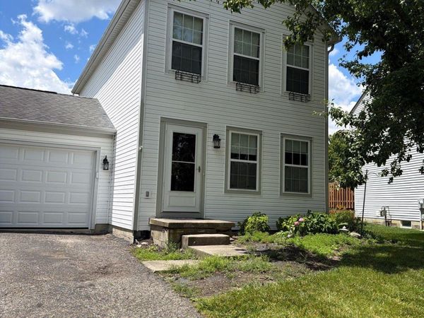 9079 Longstone Drive , Lewis Center, OH 43035