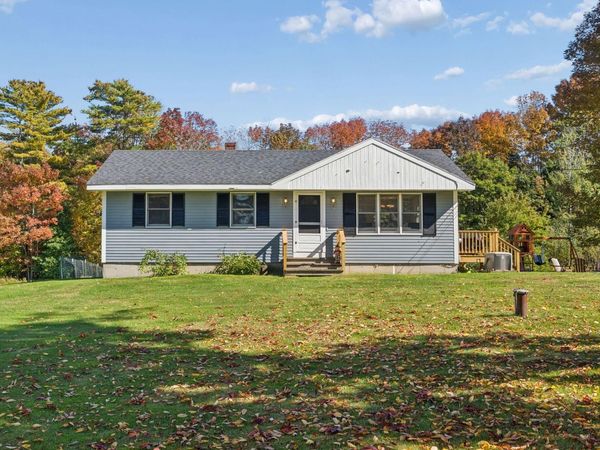 27 E Neck Road, Nobleboro, ME 04555