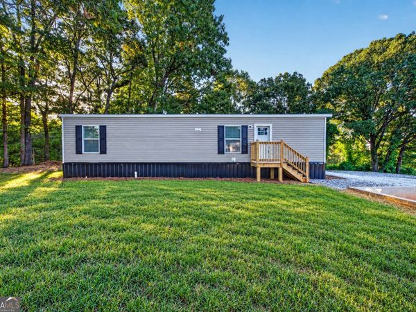 61 Bennys Drive, Cleveland, GA 30528