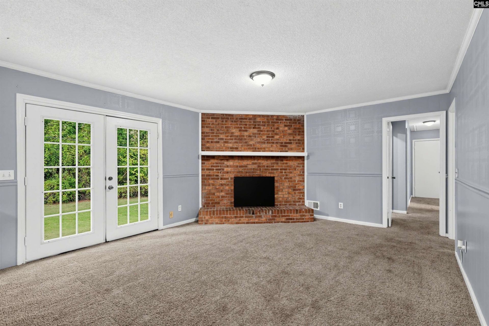 133 Summerhill Drive  Photo 10