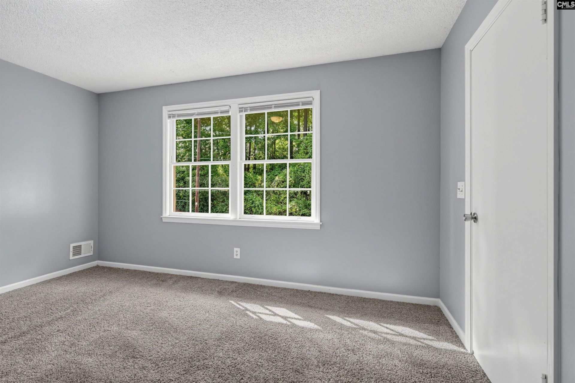 133 Summerhill Drive  Photo 27