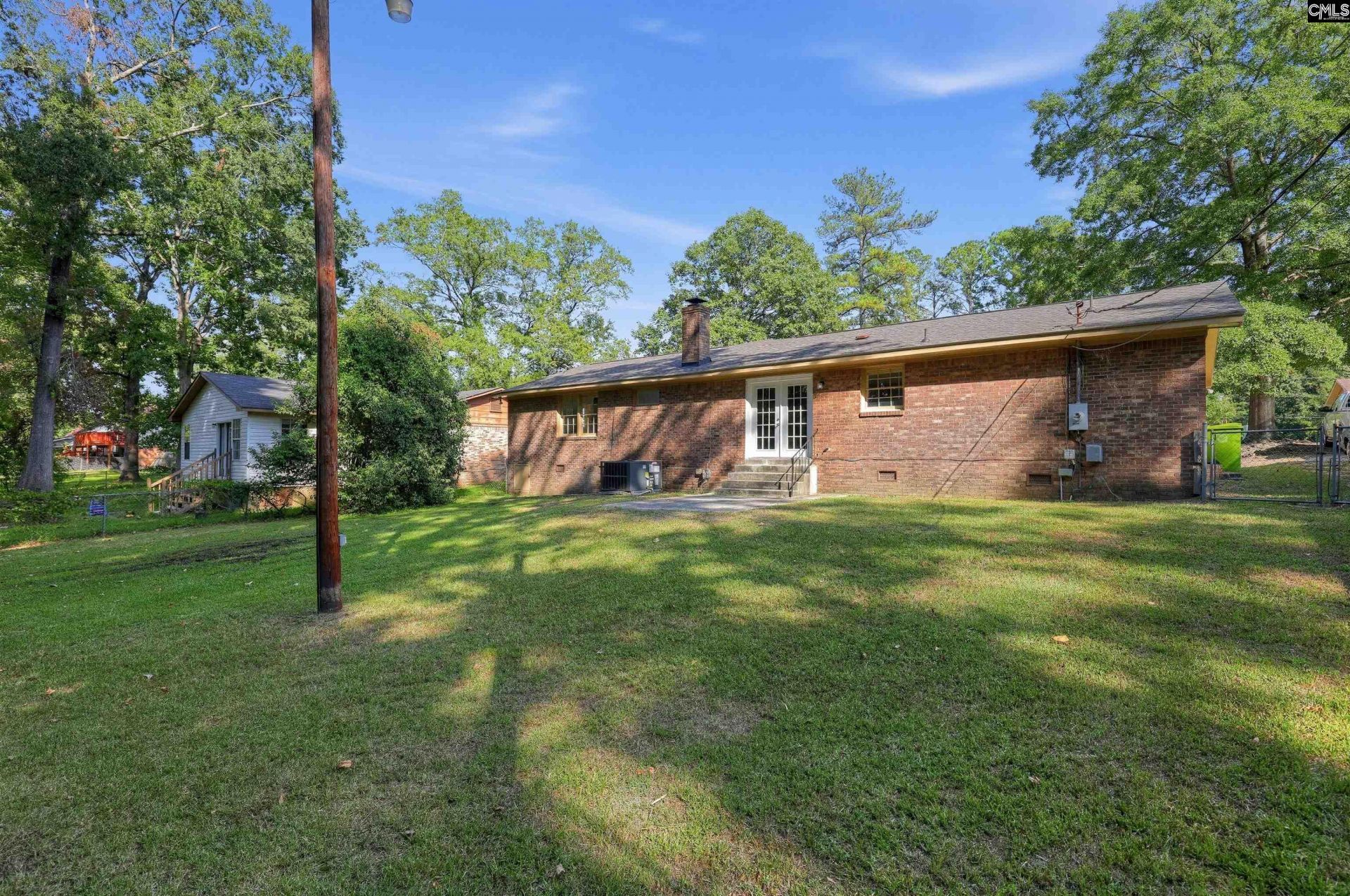 133 Summerhill Drive  Photo 32