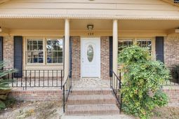 133 Summerhill Drive  photo 4