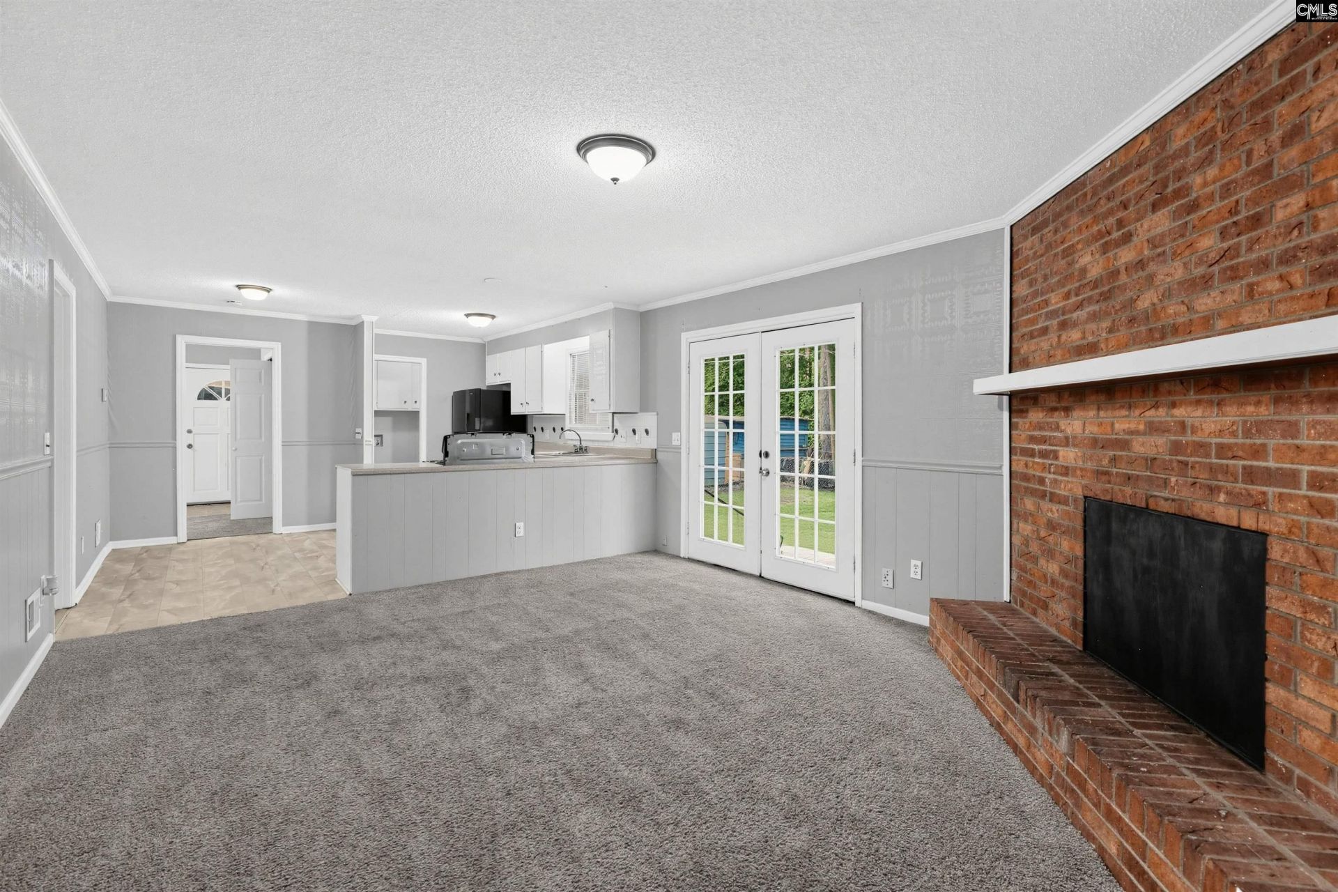 133 Summerhill Drive  Photo 9