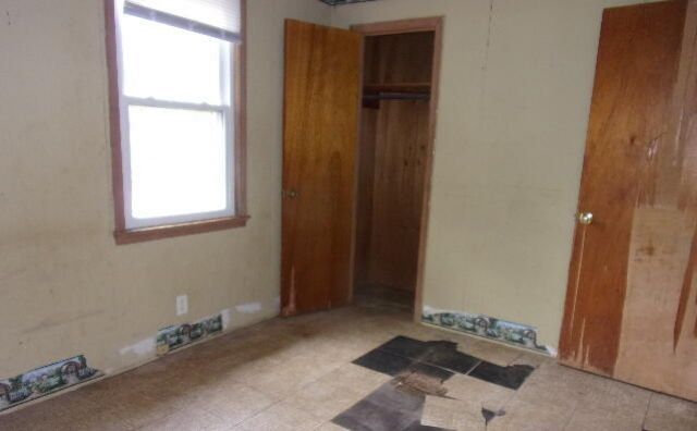413 Swansea Heights Avenue Photo 6