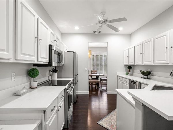2210 Arielle DR, Unit 1108, NAPLES, FL 34109