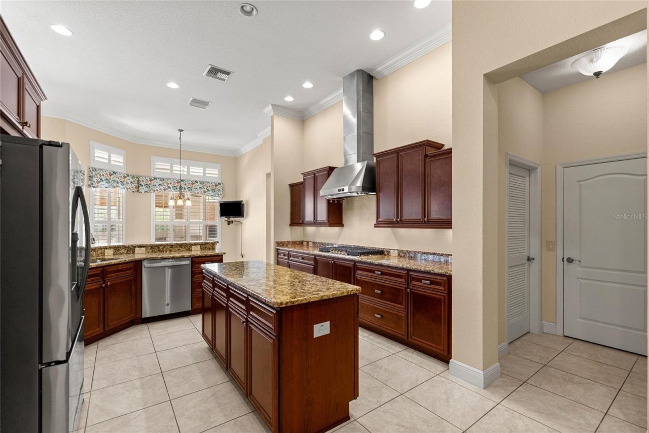 1126 Miona Shores Drive, The Villages, FL 32162 Photo