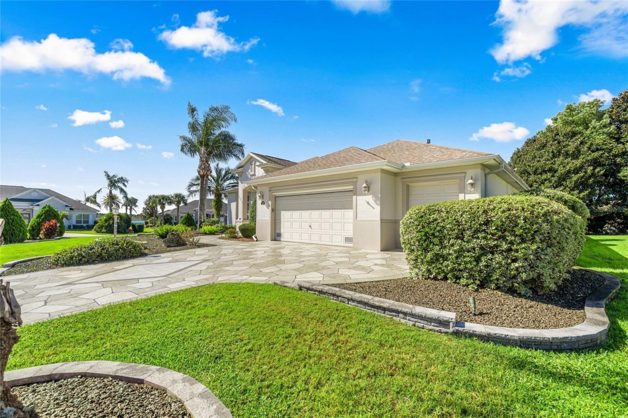 1126 Miona Shores Drive, The Villages, FL 32162 Photo