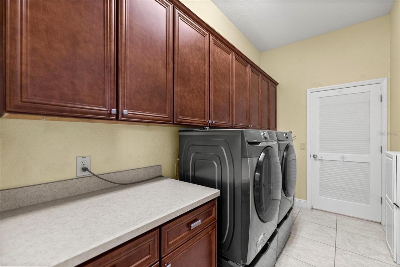 1126 Miona Shores Drive, The Villages, FL 32162 Photo