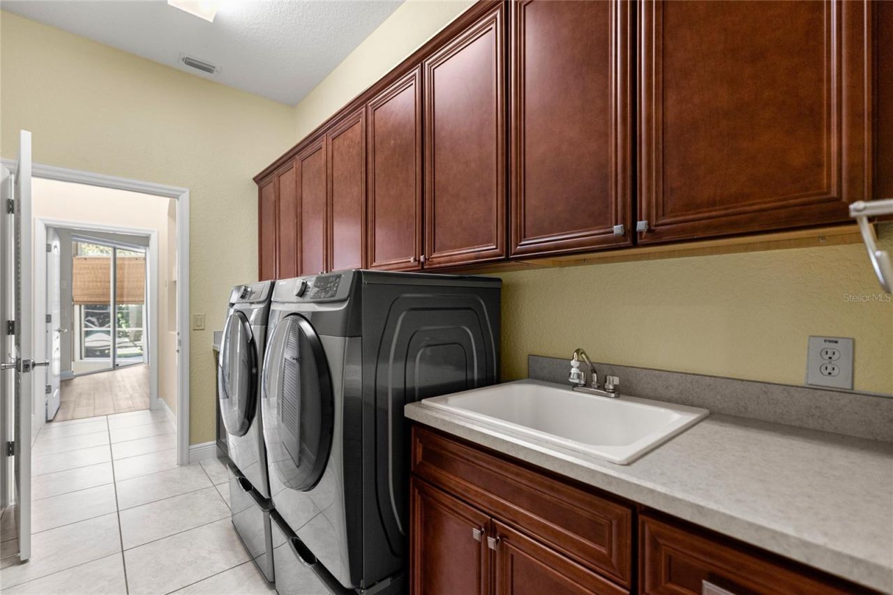 1126 Miona Shores Drive, The Villages, FL 32162 Photo