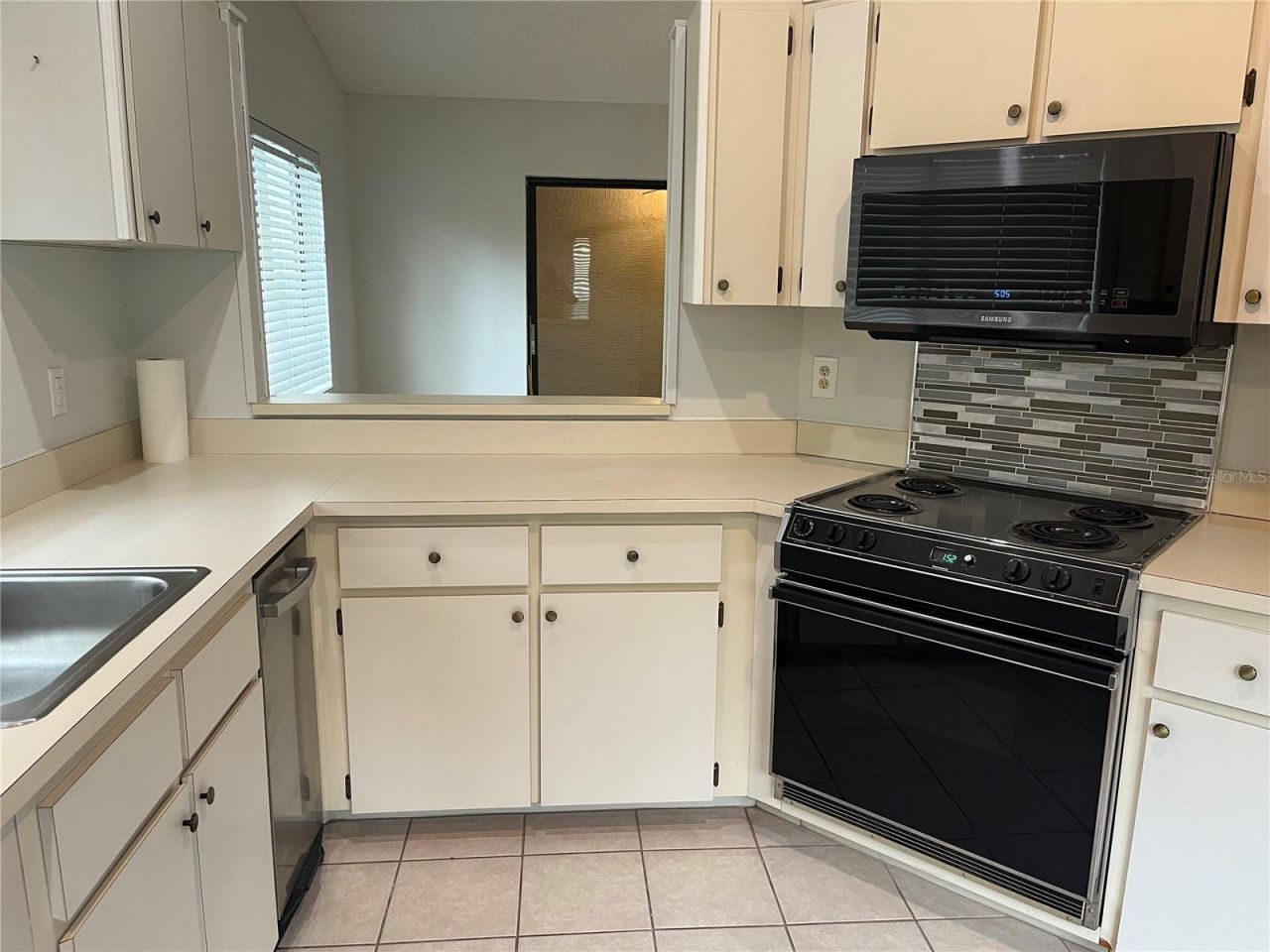 8180 Sturbridge Court , Unit C, Weeki Wachee, FL 34613 Photo
