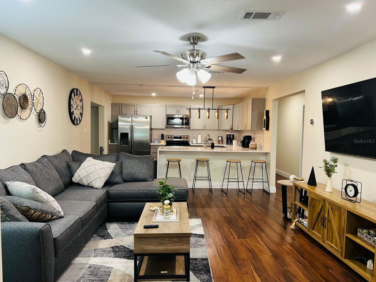 896 Cr 485a , Lake Panasoffkee, FL 33538 Photo