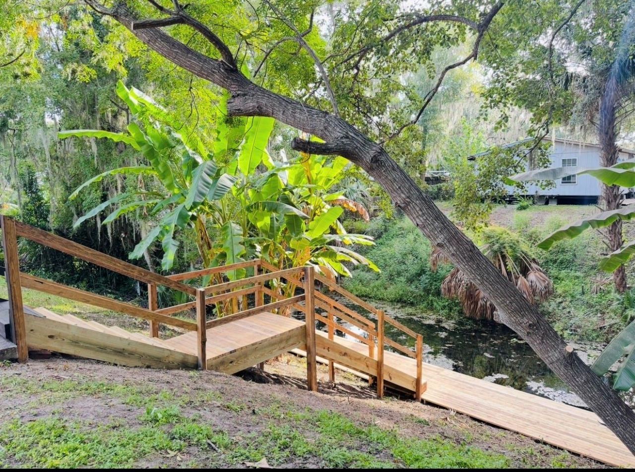 896 Cr 485a , Lake Panasoffkee, FL 33538 Photo