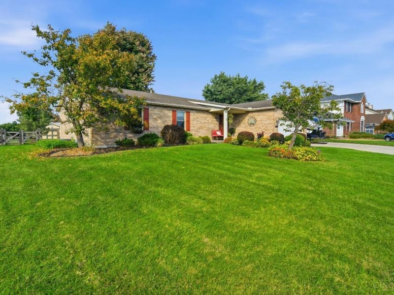 3802 Charfield Lane, Fairfield Township, OH 45011 Photo 2