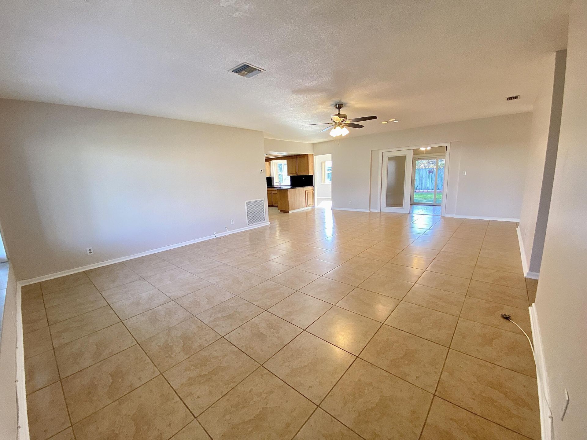 213 NE 9th Avenue, Deerfield Beach, FL 33441 Photo