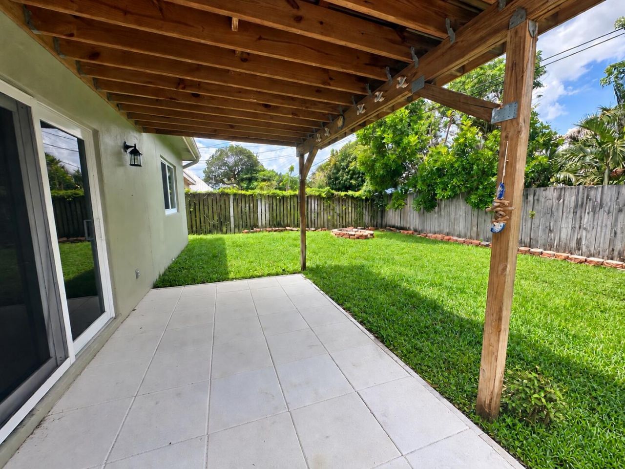 213 NE 9th Avenue, Deerfield Beach, FL 33441 Photo