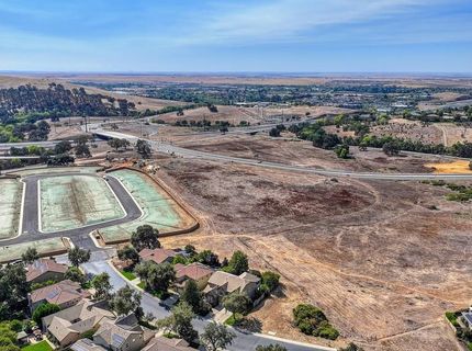 4924 Village Green Dr, El Dorado Hills, CA 95762 Photo