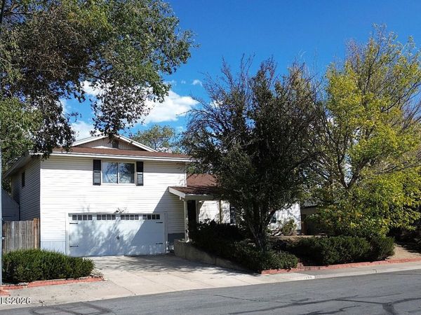 1309 Siskiyou Drive, Carson City, NV 89701