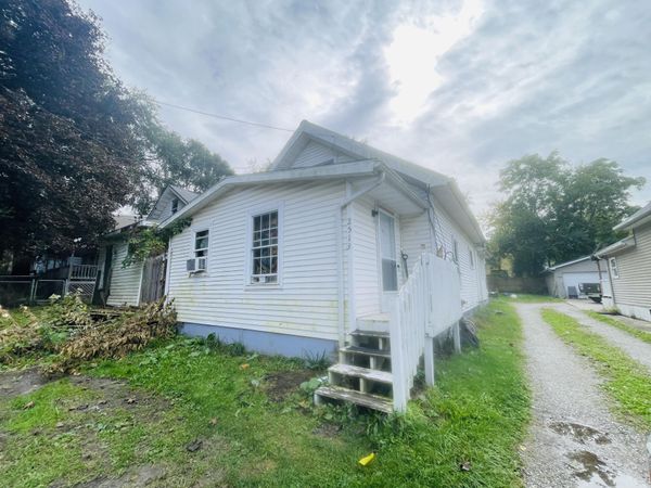 2513 E Ganson Street, Jackson, MI 49202