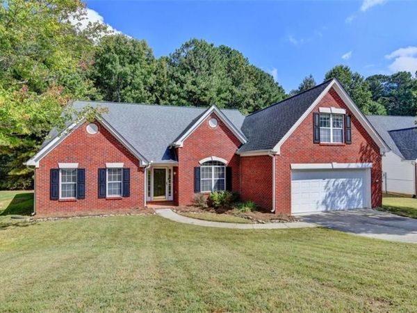 982 Apalachee Run Trail, Dacula, GA 30019