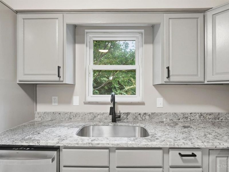1480 Larann Lane, North College Hill, OH 45231 Photo 16