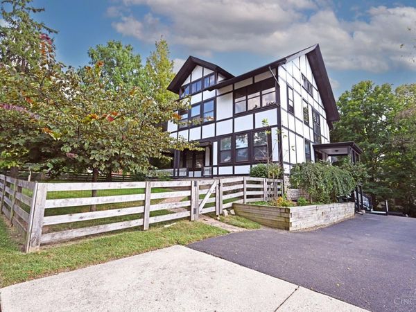 5925 Belmont Avenue, Cincinnati, OH 45224