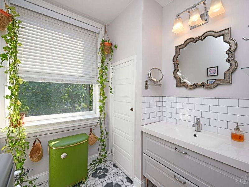 5925 Belmont Avenue, Cincinnati, OH 45224 Photo 42