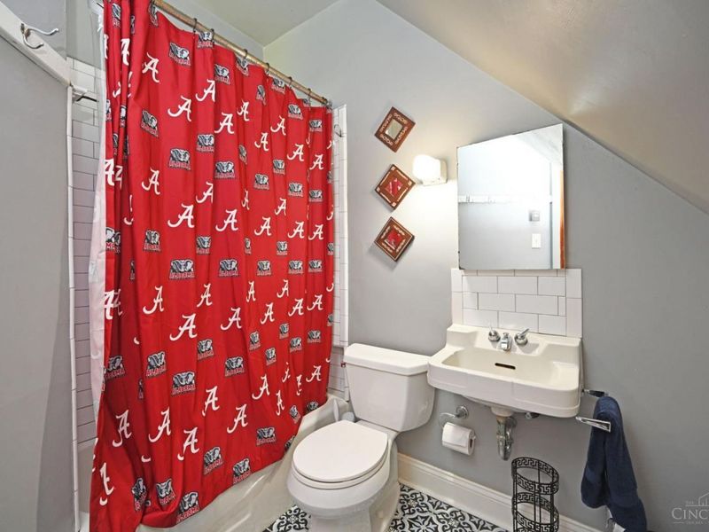 5925 Belmont Avenue, Cincinnati, OH 45224 Photo 54